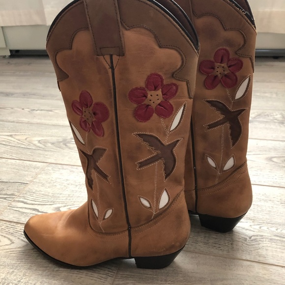 Oak Tree Farms Boots - Picture 1 of 7